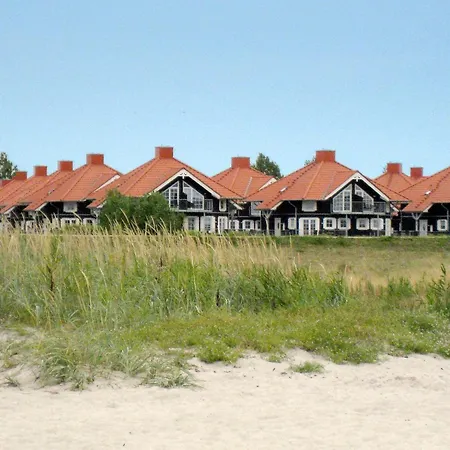 8 Person On A In Apartment *