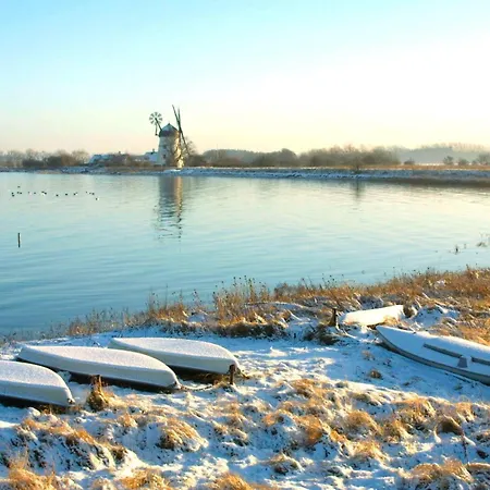 8 Person On A In アパート ボーゲンセ