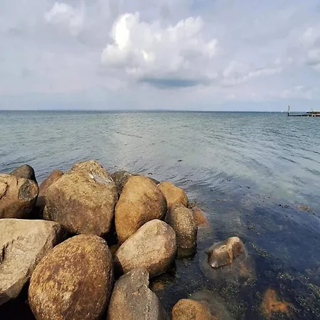 8 Person On A In アパート ボーゲンセ