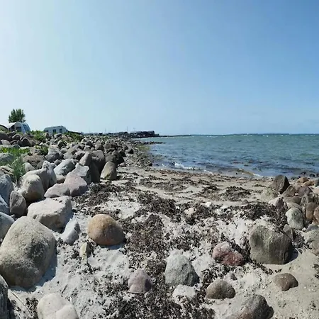 8 Person On A In アパート *