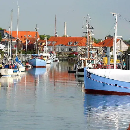 8 Person On A In ボーゲンセ