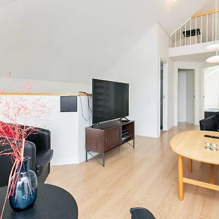 8 Person On A In Bogense