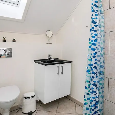 8 Person On A In Apartamento Bogense
