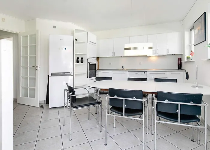 8 Person On A In * Bogense